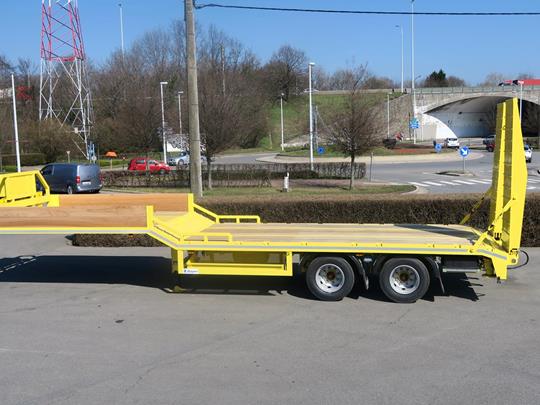 Remise à neuf de remorques